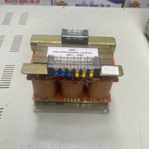 Ở Đây Rẻ Hơn Biến Áp Trần 1.5KVA Điện Vào 380V, Điện Ra 220V , 200V 3 Pha Dây Đồng Bảo Hành 4 Năm