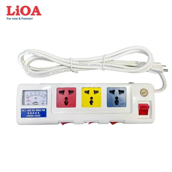 o-cam-3-lo-lioa-co-dong-ho